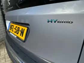 Peugeot 3008 (2023) thumbnail 34