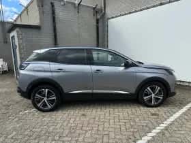Peugeot 3008 (2023) thumbnail 8