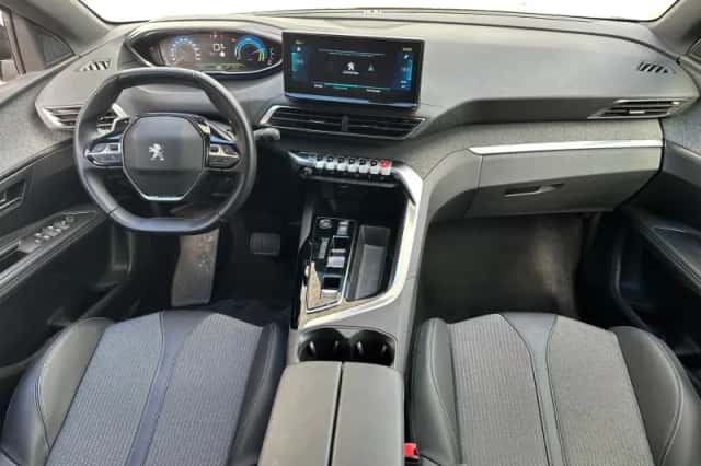 Peugeot 3008 (2023) thumbnail 10