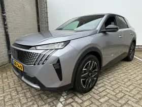 Peugeot 3008 (2024) thumbnail 5