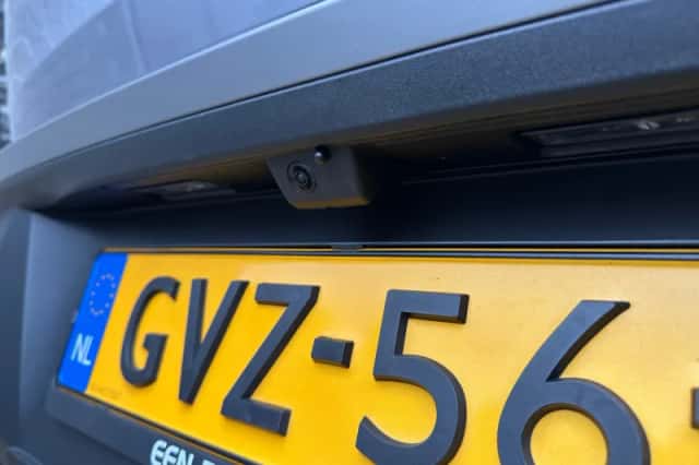 Peugeot 3008 (2024) thumbnail 7