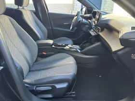 Peugeot 2008 (2024) thumbnail 16