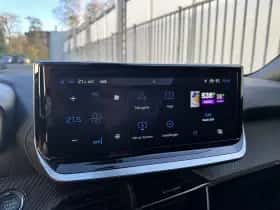 Peugeot 2008 (2024) thumbnail 23