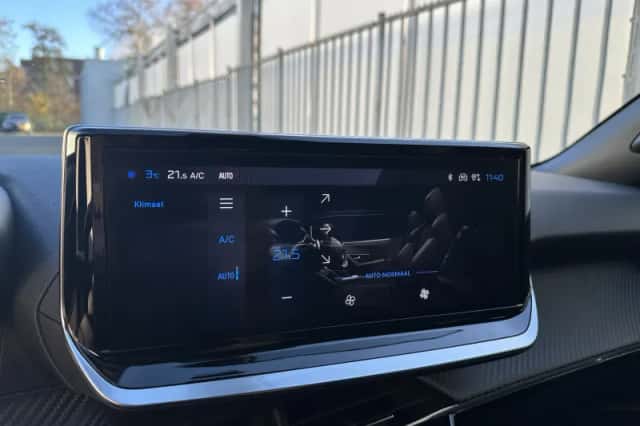 Peugeot 2008 (2024) thumbnail 28