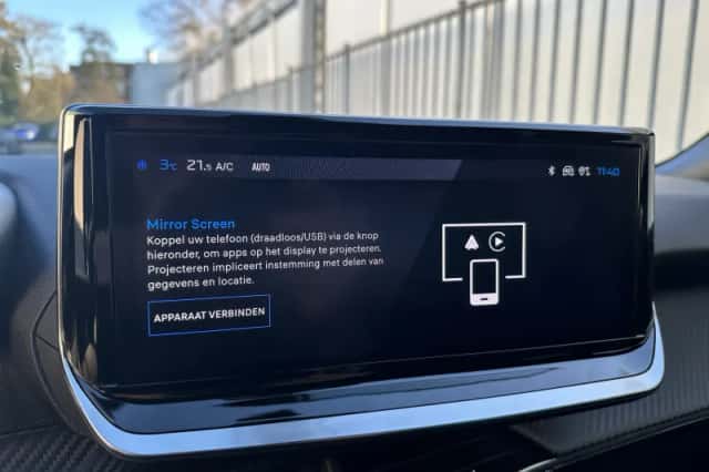 Peugeot 2008 (2024) thumbnail 30