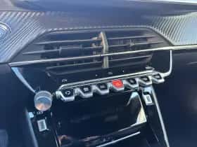 Peugeot 2008 (2024) thumbnail 37