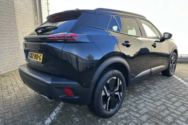 Peugeot 2008 (2024) thumbnail 7