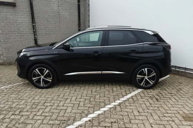 Peugeot 3008 (2023) thumbnail 2