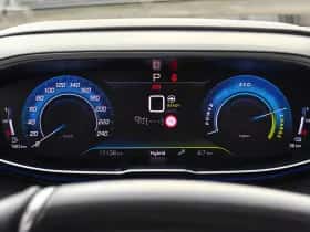 Peugeot 3008 (2023) thumbnail 23