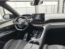 Peugeot 3008 (2023) thumbnail 4