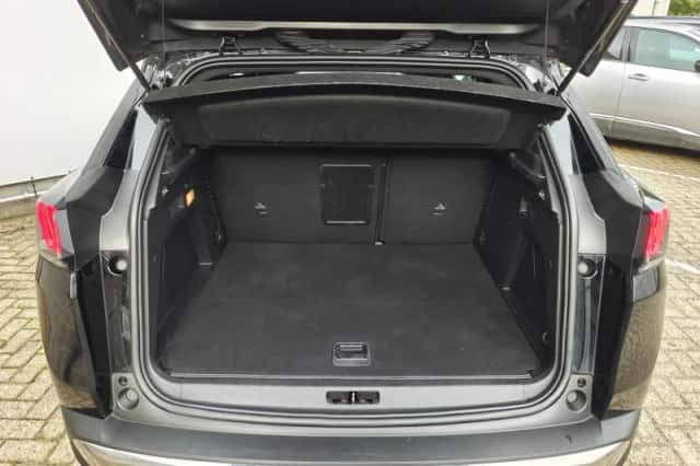 Peugeot 3008 (2023) thumbnail 38