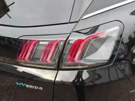 Peugeot 3008 (2023) thumbnail 41