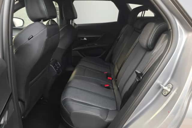 Peugeot 3008 (2024) thumbnail 14