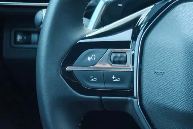 Peugeot 3008 (2024) thumbnail 19