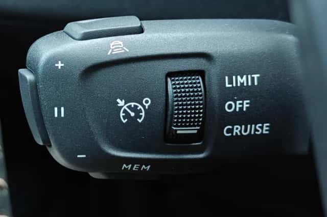 Peugeot 3008 (2024) thumbnail 20