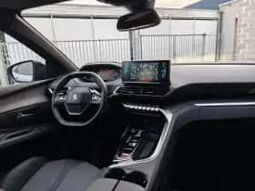 Peugeot 3008 (2024) thumbnail 4