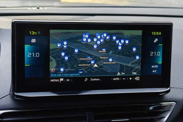 Peugeot 3008 (2024) thumbnail 31