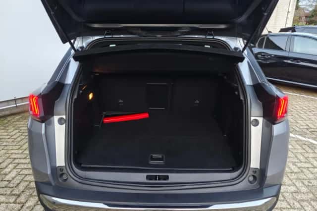 Peugeot 3008 (2024) thumbnail 36