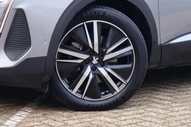Peugeot 3008 (2024) thumbnail 37