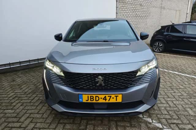 Peugeot 3008 (2024) thumbnail 6