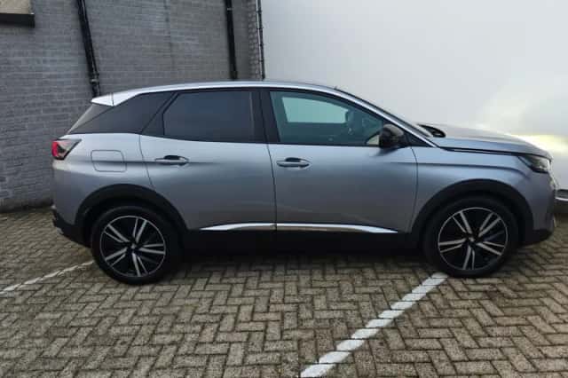 Peugeot 3008 (2024) thumbnail 8