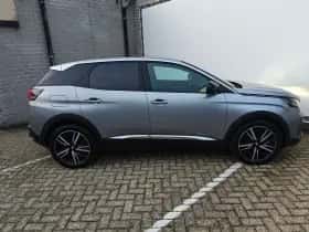 Peugeot 3008 (2024) thumbnail 8
