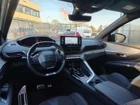 Peugeot 5008 (2023) thumbnail 13
