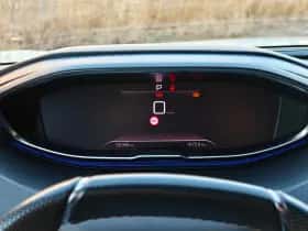 Peugeot 5008 (2023) thumbnail 19