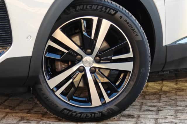Peugeot 5008 (2023) thumbnail 36