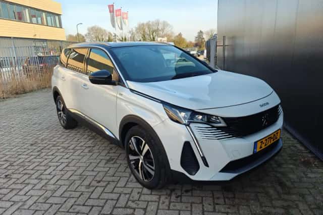 Peugeot 5008 (2023) thumbnail 6