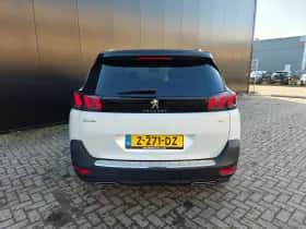 Peugeot 5008 (2023) thumbnail 7
