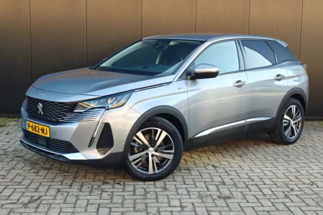 Peugeot 3008 (2021) thumbnail 1