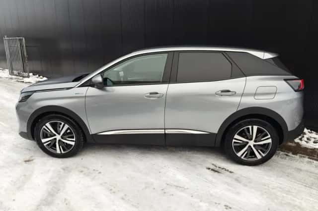 Peugeot 3008 (2021) thumbnail 2