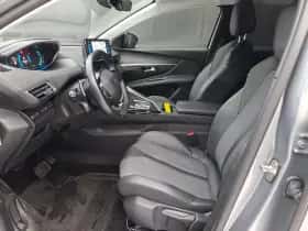Peugeot 3008 (2021) thumbnail 11