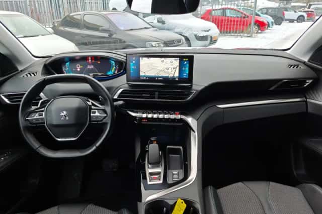Peugeot 3008 (2021) thumbnail 17