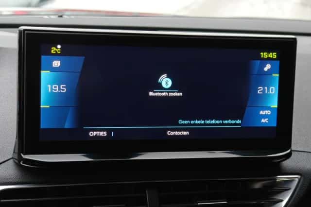 Peugeot 3008 (2021) thumbnail 26