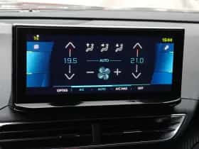 Peugeot 3008 (2021) thumbnail 31