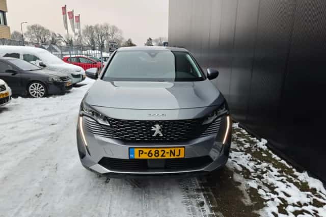 Peugeot 3008 (2021) thumbnail 6