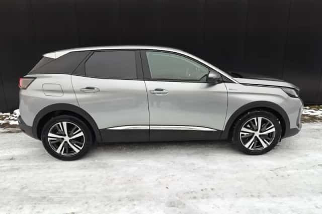 Peugeot 3008 (2021) thumbnail 8