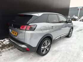 Peugeot 3008 (2021) thumbnail 9