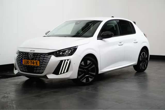 Peugeot 208 (2025) thumbnail 1