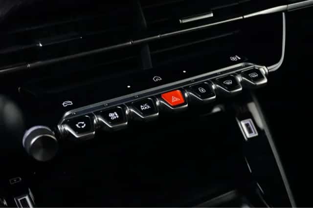 Peugeot 208 (2025) thumbnail 24