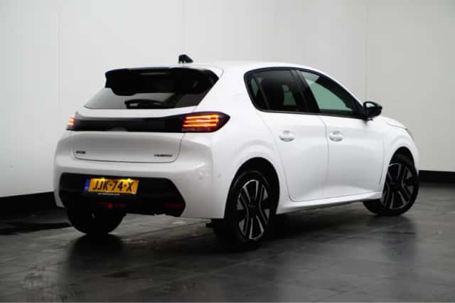 Peugeot 208 (2025) thumbnail 4