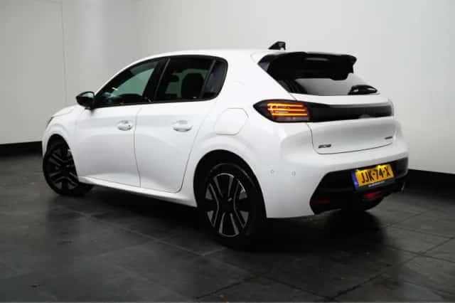 Peugeot 208 (2025) thumbnail 5