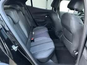 Peugeot 2008 (2021) thumbnail 14