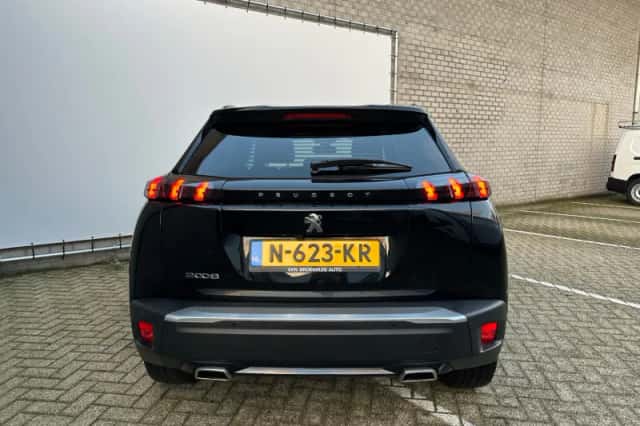 Peugeot 2008 (2021) thumbnail 5