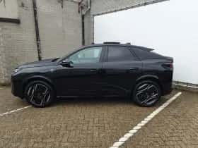Peugeot e-3008 (2025) thumbnail 2