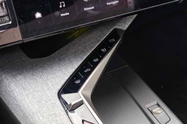 Peugeot e-3008 (2025) thumbnail 23