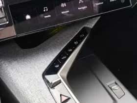 Peugeot e-3008 (2025) thumbnail 23