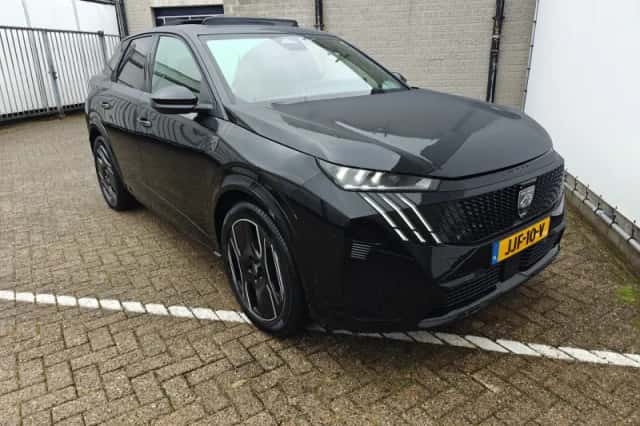 Peugeot e-3008 (2025) thumbnail 7